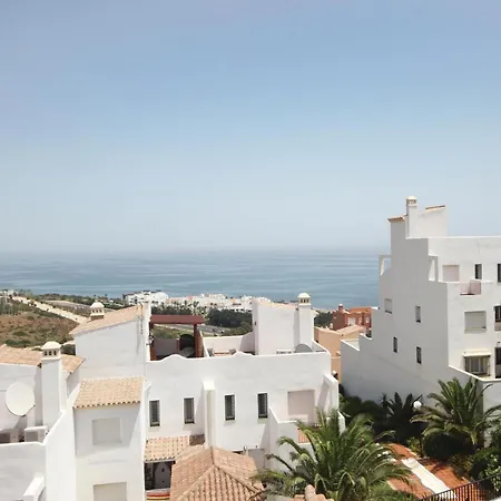 Appartement Three-bedroom In Casares Costa *