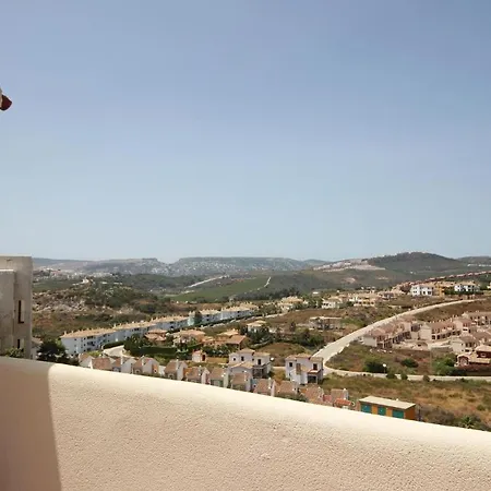 Three-bedroom In Casares Costa Appartement *